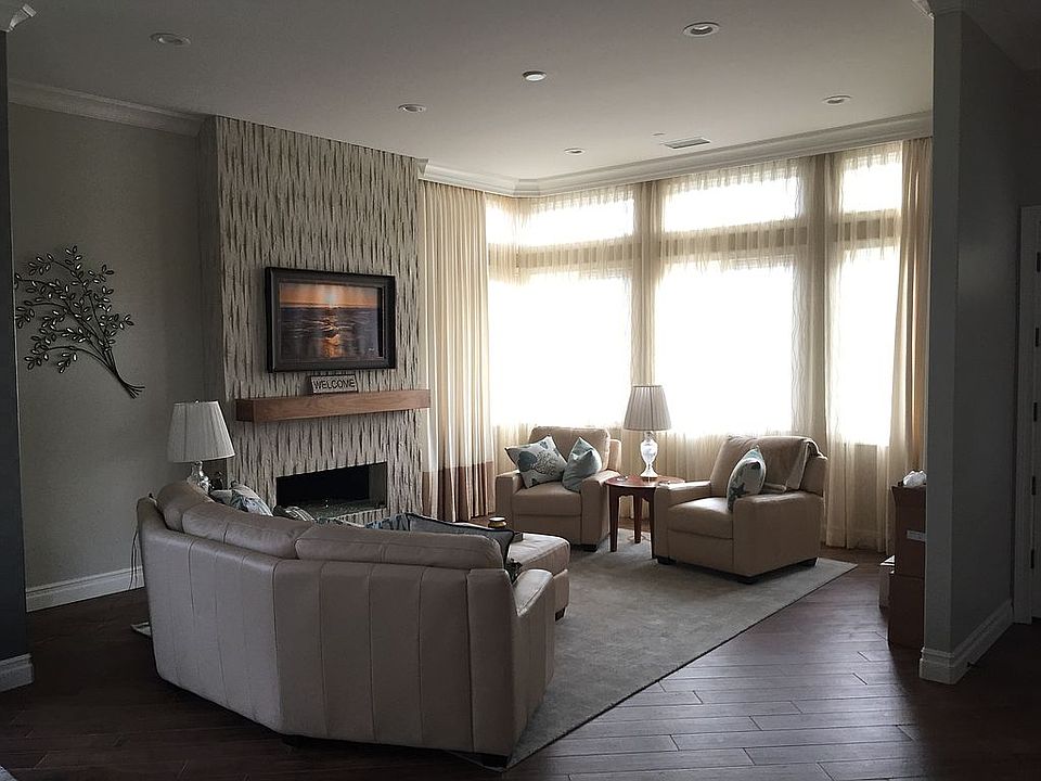2nd image of 33601 Windjammer Dr