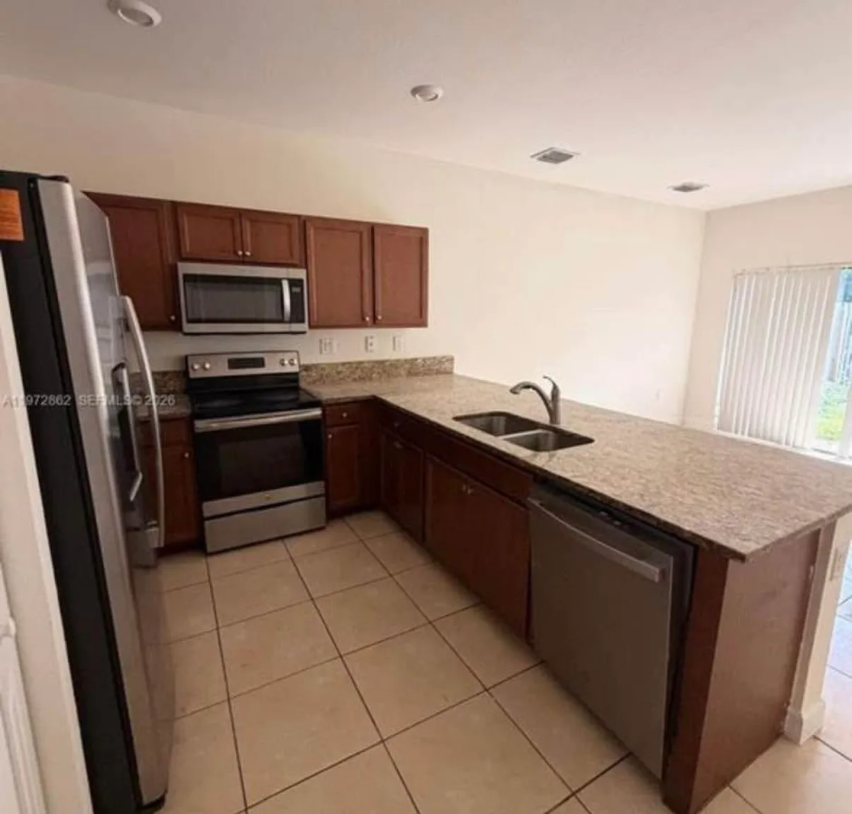 2 bed, 1422 sqft, $2,500 — Photo 1