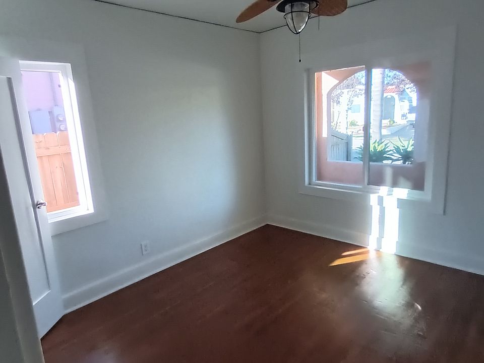1st image of 216 W Prospect St #218