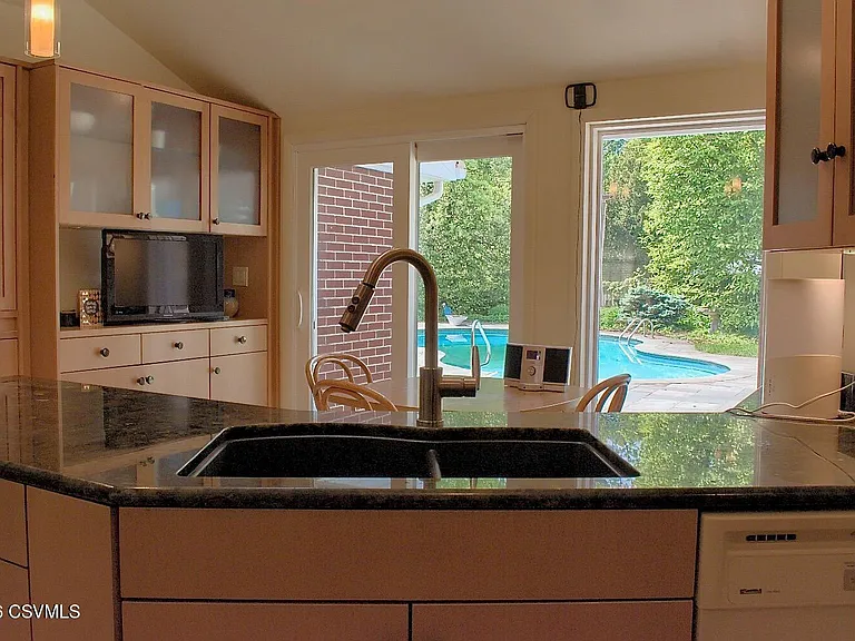 195 Fairmount Dr — Photo 30