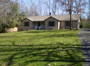 182 Scott Creek Dr, Crossville, TN 38571