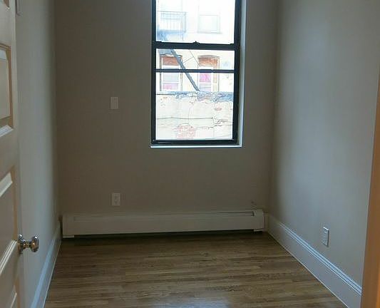 5th image of 29 Woodhull St APT 1R
