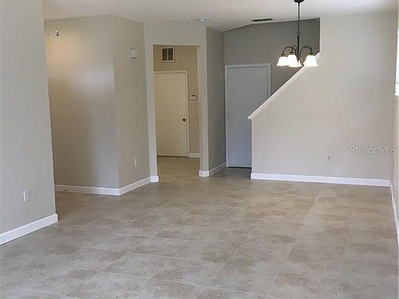 3rd image of 4007 Alexander Palm Ct