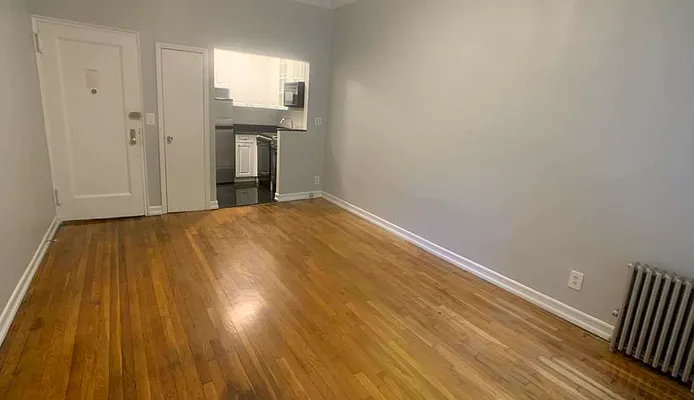 Rented by Compass | media 10