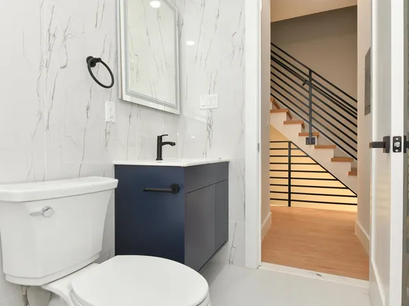 221 Columbia Avenue image 29 of 50