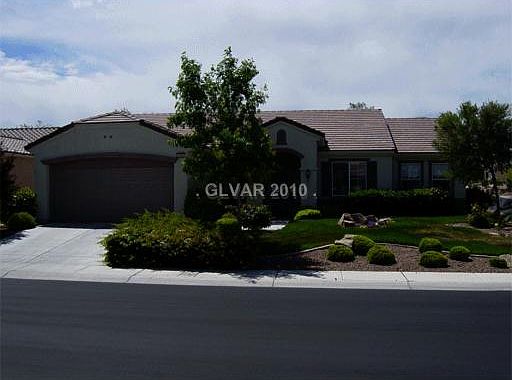 1st image of 2589 N Terrytown Ave