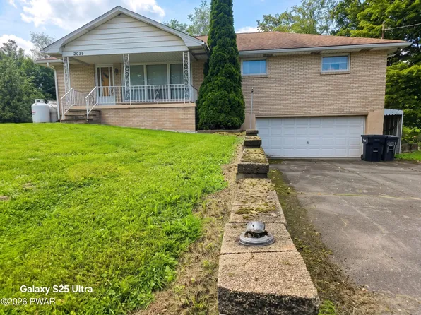 2035 Easton Tpke, Lake Ariel, PA 18436