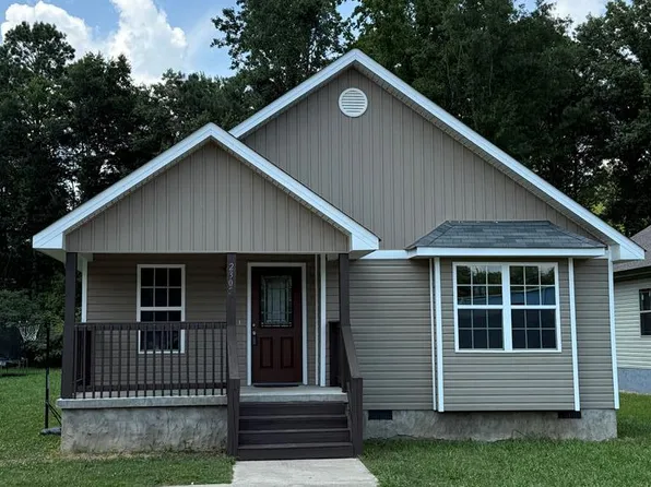 2305 Epperson Dr, Dalton, GA 30721