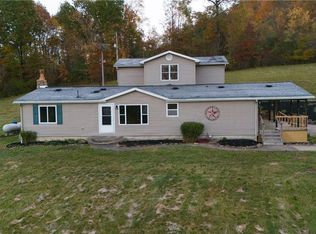 87461 Reed Rd SE, Uhrichsville, OH 44683