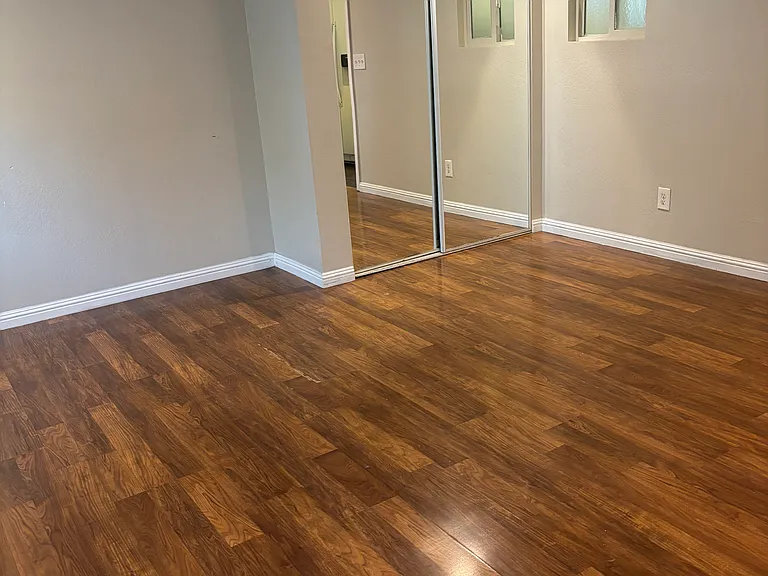 817 El Terino Ave #C — Photo 4