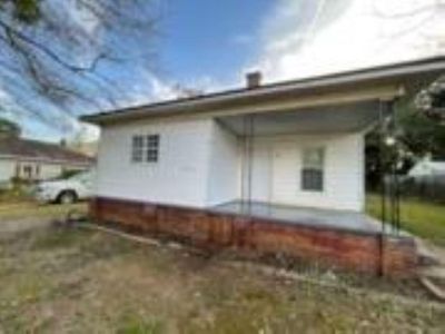 22 Tennent St, Spartanburg, SC, 29301