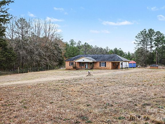 2nd image of 596 Armory Rd