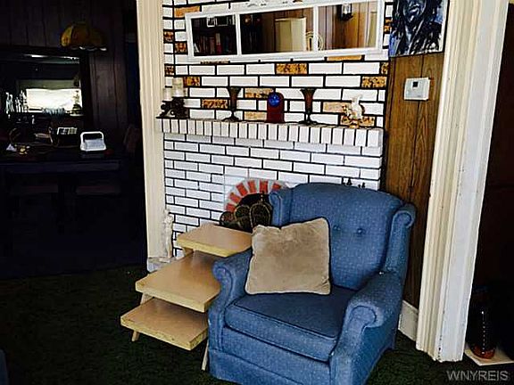 5th image of 824 Ashland Ave