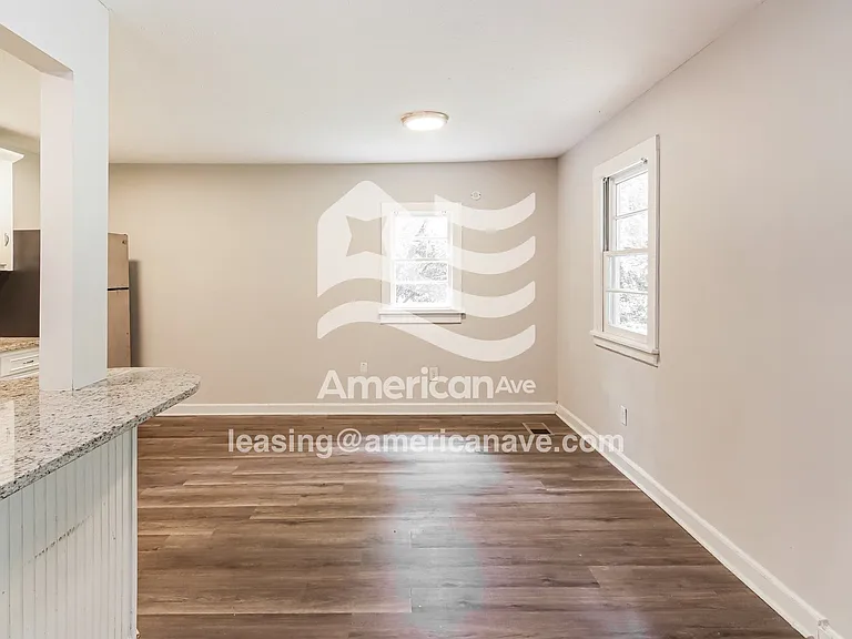 1268477_004_dining_room_4.jpg