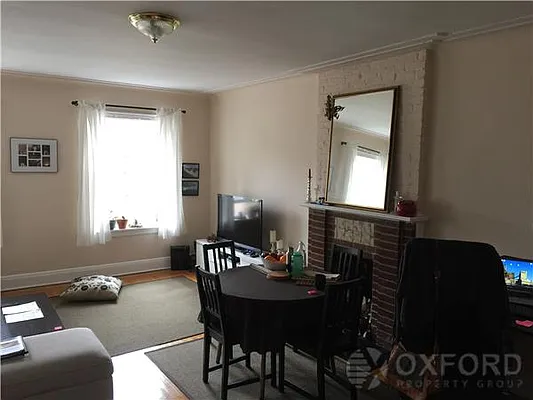 Rented by Oxford Property Group | media 17
