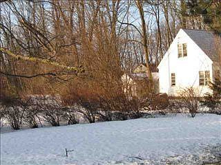 4th image of 958 Route 146