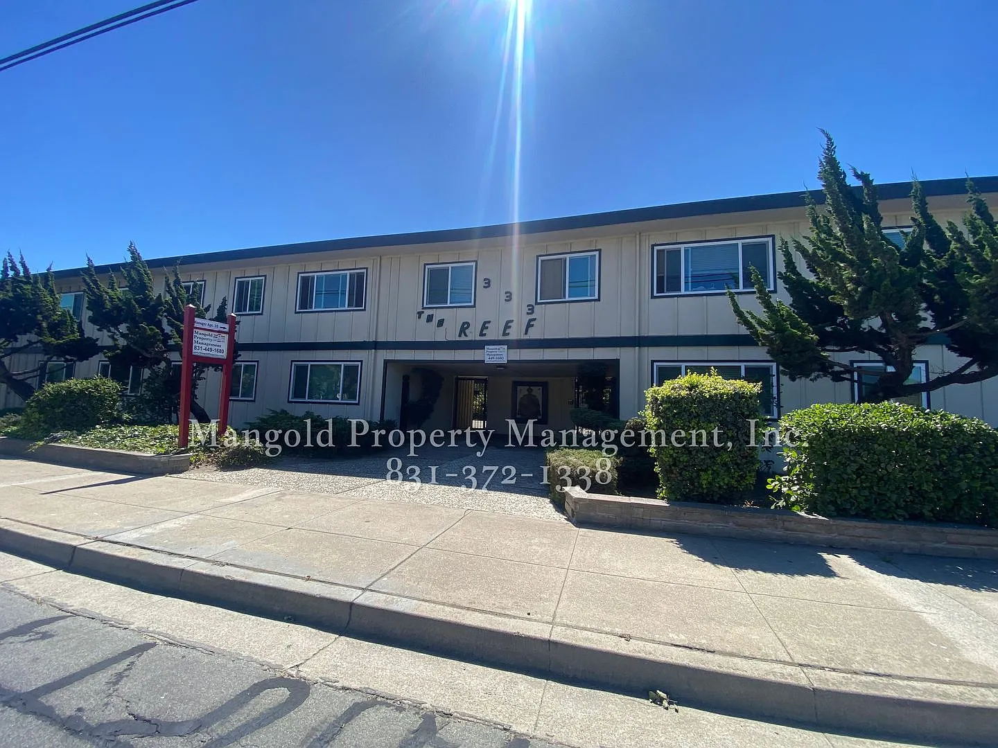 The Reef Apartments — Photo 3