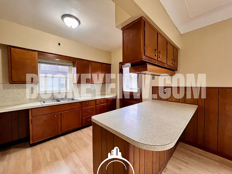 1233 Halstead St — Photo 6
