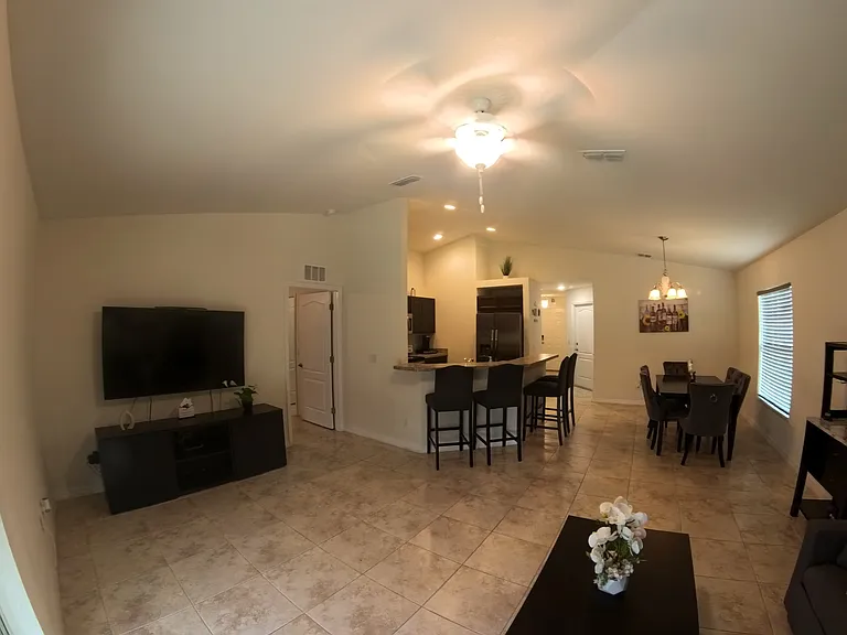 25283 Canterbury Dr — Photo 32