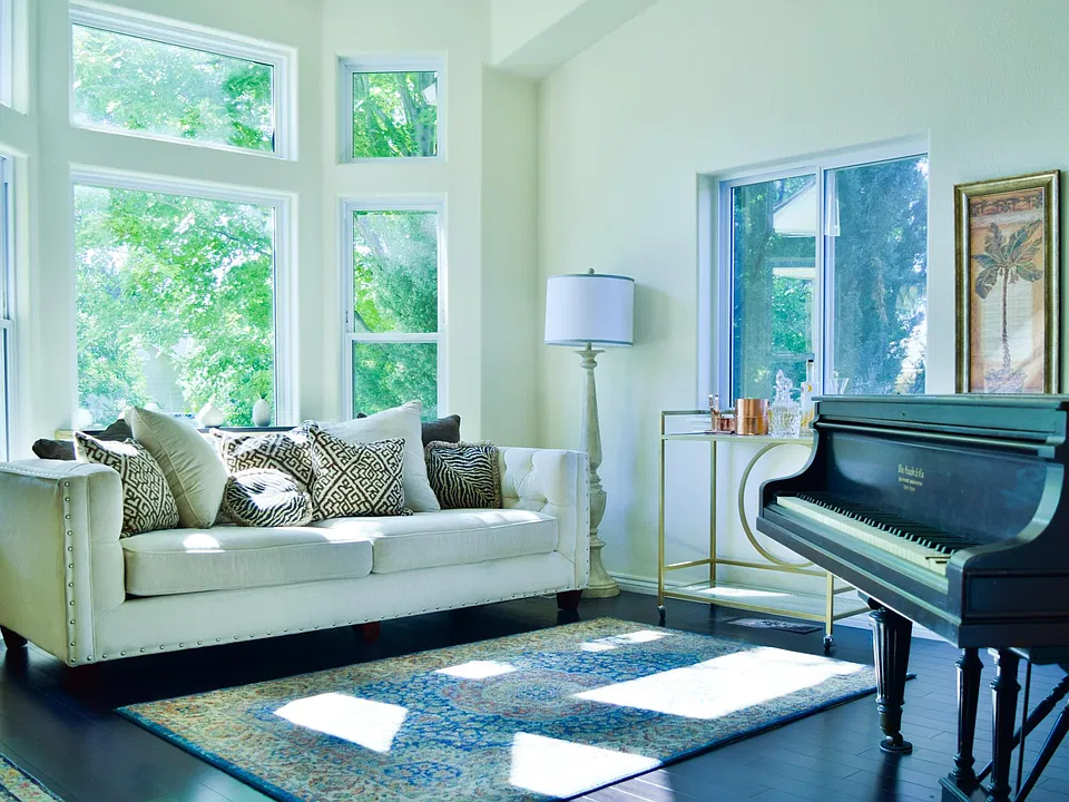 382 Scenic Dr