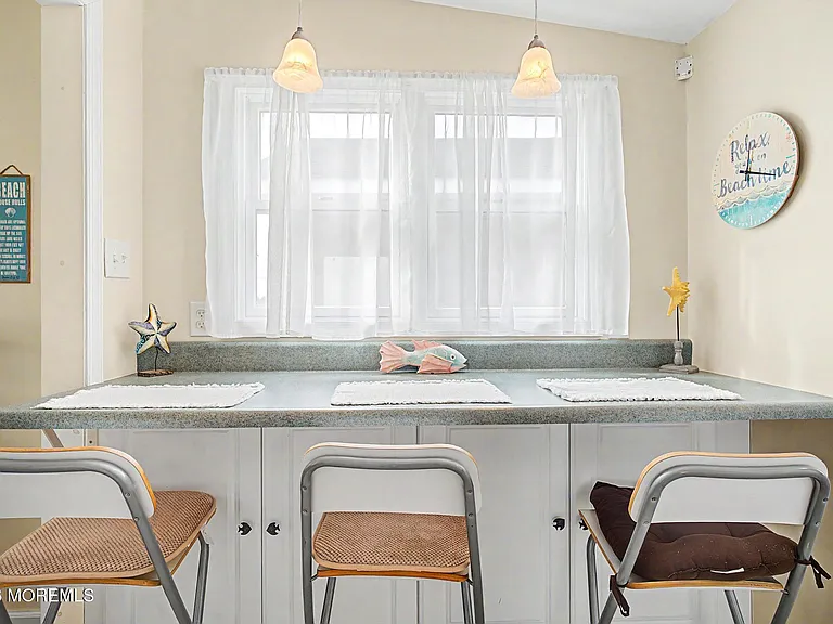 1022 S Green St — Photo 23