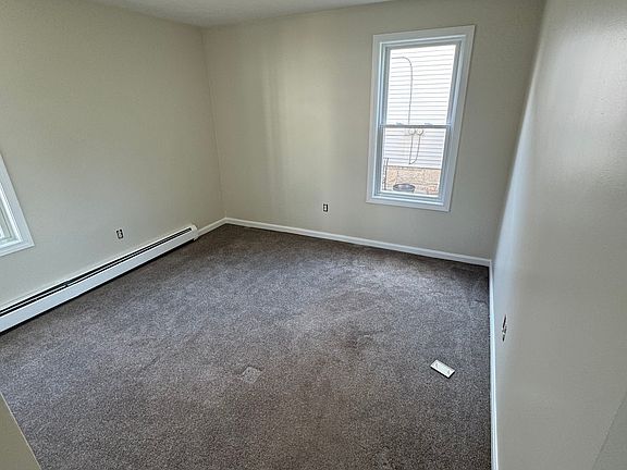 4th image of 225-227 Orange St #1