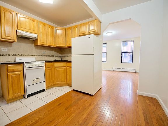 4th image of 147 Orchard St #6F