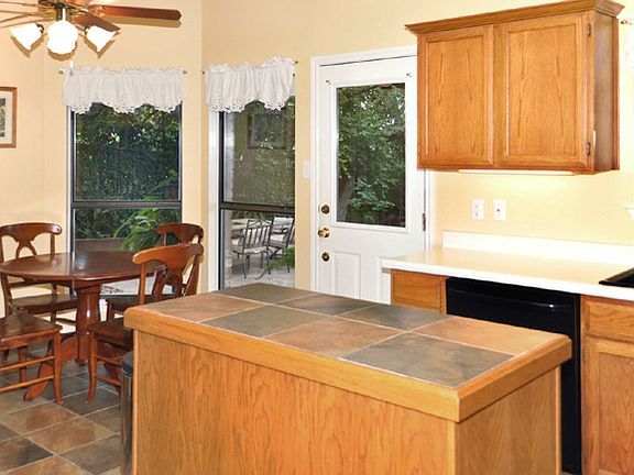 4th image of 6818 Apaloosa Way