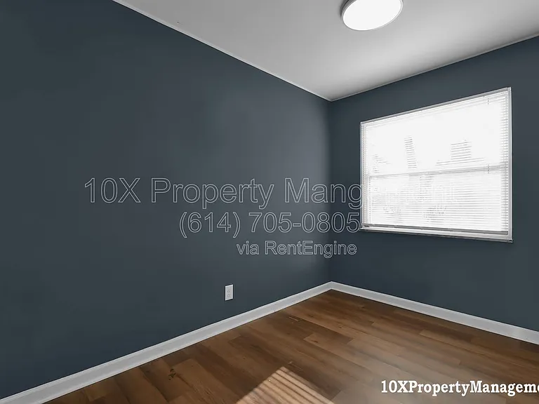 455 S Napoleon Ave — Photo 9