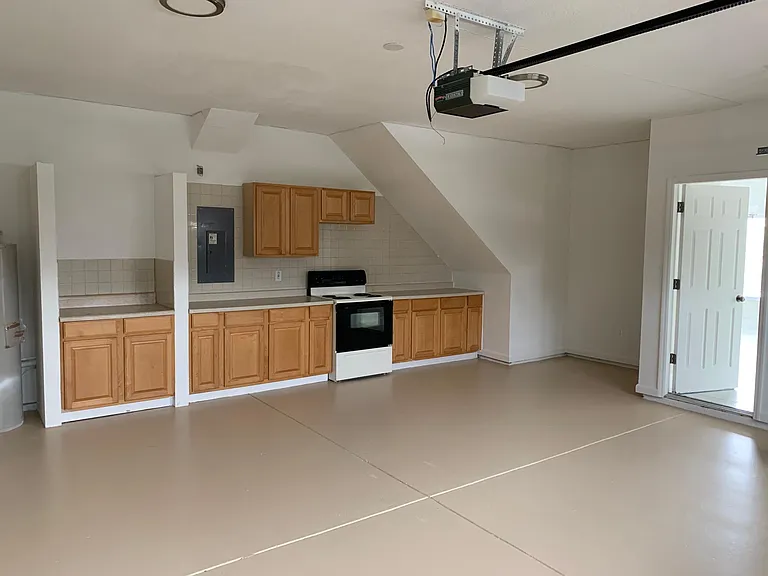 2030 Marsh Hawk Dr — Photo 21