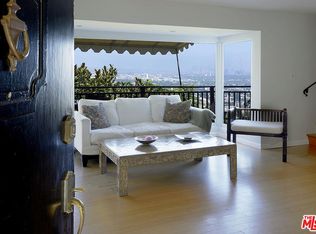 8424 Carlton Way, Los Angeles, CA 90069