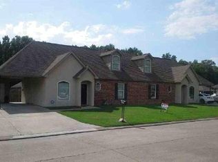 1402 Harwich Dr, Baton Rouge, LA 70820