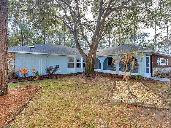 5th image of 18012 SW 68th Loop