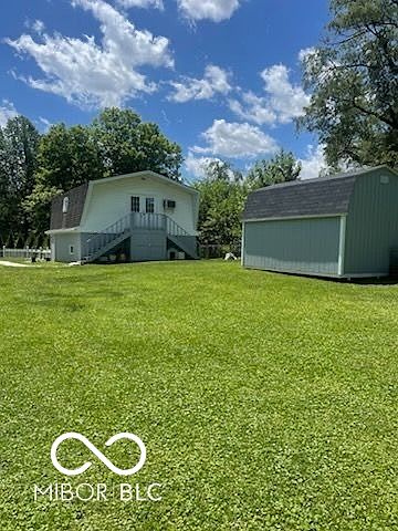 2nd image of 10744 Indian Creek Rd S