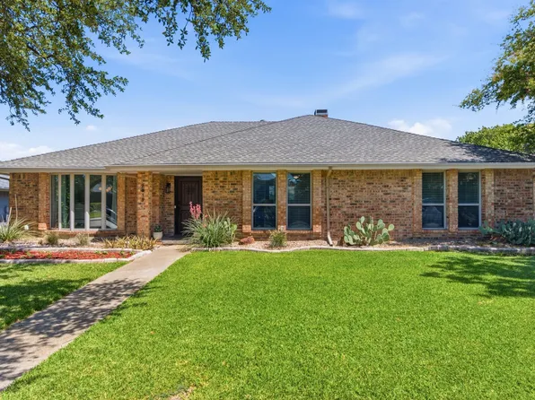 2319 Castle Rock Rd, Carrollton, TX 75007