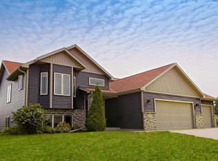 3558 Odyssey Dr SW, Rochester, MN 55902