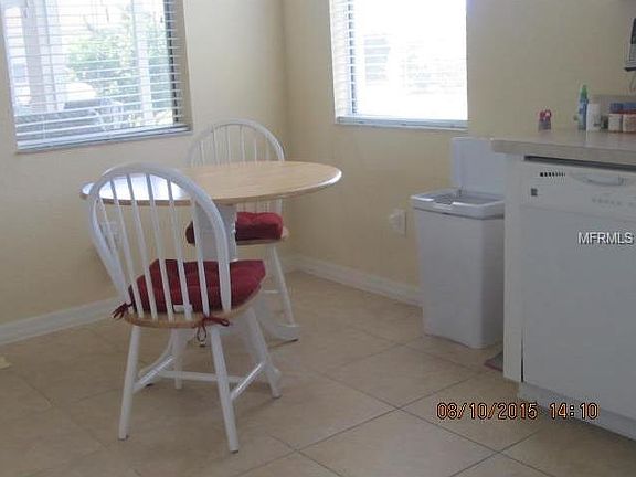 3rd image of 10044 Regatta Blvd