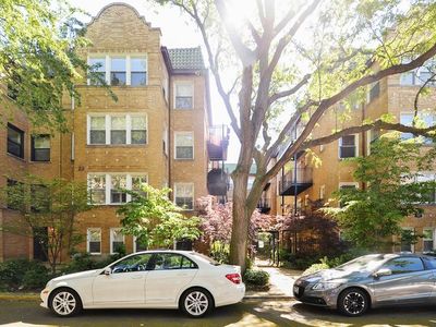 7631 N Greenview Ave APT H3, Chicago, IL, 60626
