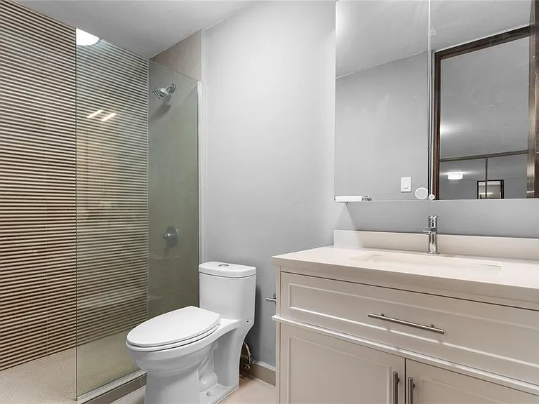 4 Generalife San Patricio Ave #1504 — Photo 15