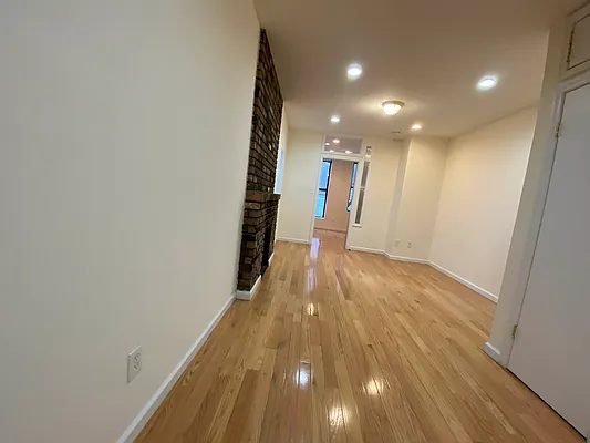 Rented by Best Apartments North Inc | media 17