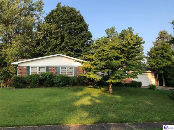 315 Eastern Dr, Radcliff, KY 40160