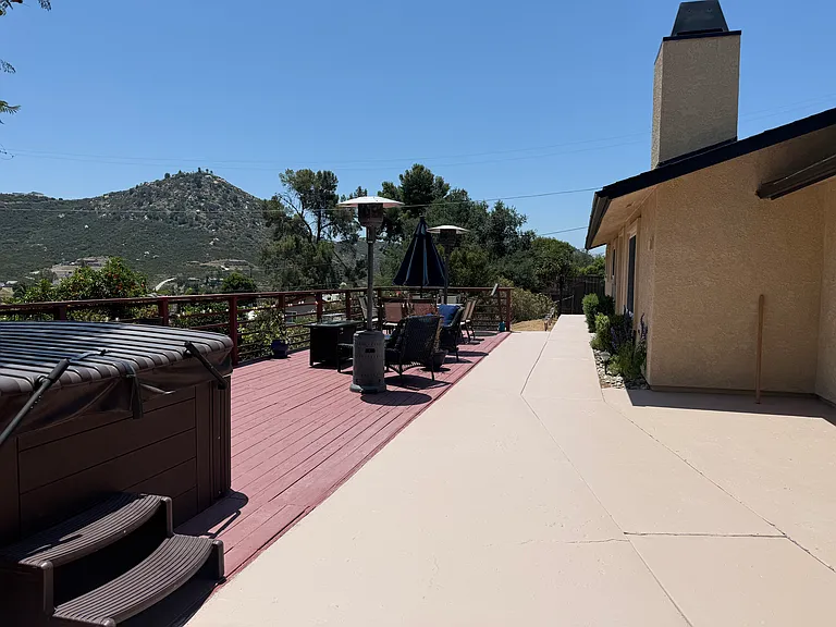 262 Editha Dr — Photo 21