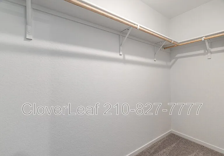 528 Wolf Crest Blvd — Photo 18