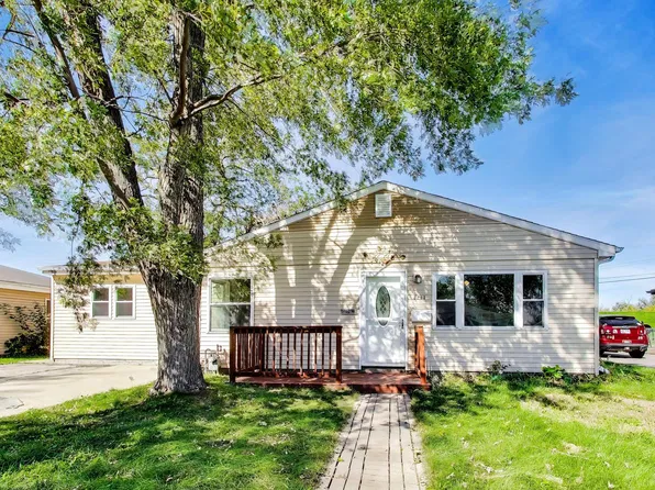 3213 North Dr, Highland, IN 46322