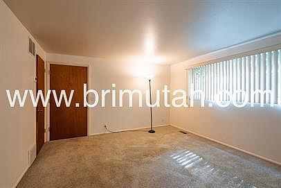 2nd image of 952 E Princeton Ave #C