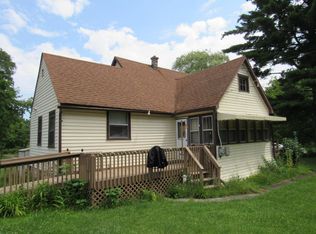 N1241 Phlox Dr, Genoa City, WI 53128