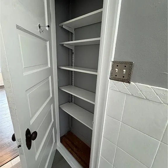 17 Booth Ave #2 — Photo 8