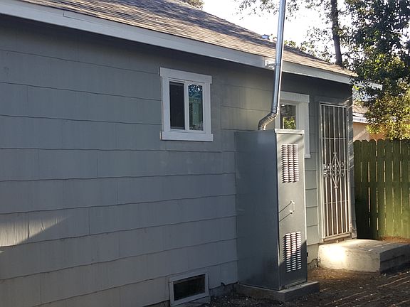 5th image of 652 W California Ave