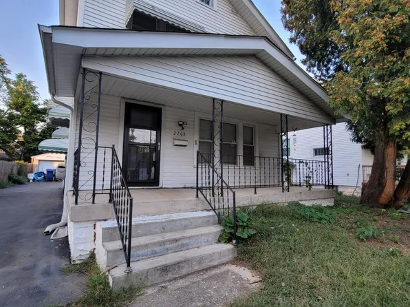 2208 Barrymore Ave, Columbus, OH 43219