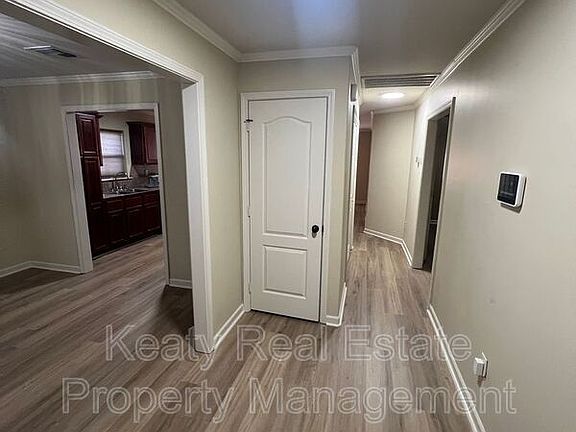 4th image of 1510 S Patout St